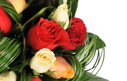 Bouquet Rond De Roses Colorées Joie 5 Bouquet Rond De Roses Colorées Joie -Monde Des Fleurs bouquet rond de roses colorees joie 2