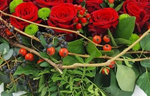 Coussin De Roses Rouges "Éros" -Monde Des Fleurs coussin de roses rouges eros 2